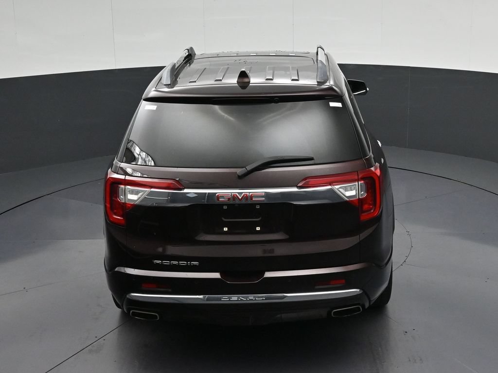 Used 2020 GMC Acadia Denali w/ Technology Package FWD image 18