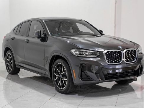 Used 2022 BMW X4 xDrive30i w/ M Sport Package 2 image 3