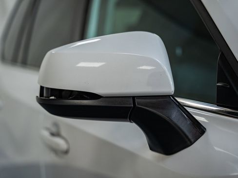 Used 2024 Toyota Grand Highlander XLE image 18