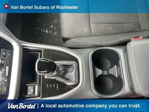 Used 2023 Subaru Outback Premium image 21