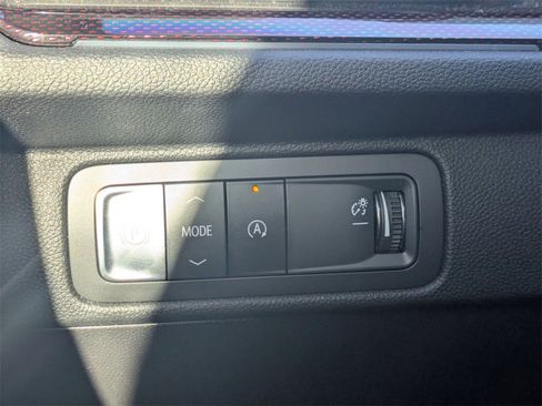 Used 2025 Chevrolet Traverse RS w/ LPO, Floor Liner Package image 28