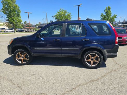 Used 2005 Honda CR-V LX image 8