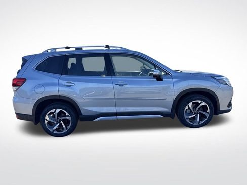 Used 2022 Subaru Forester Touring w/ Popular Package #2 image 7