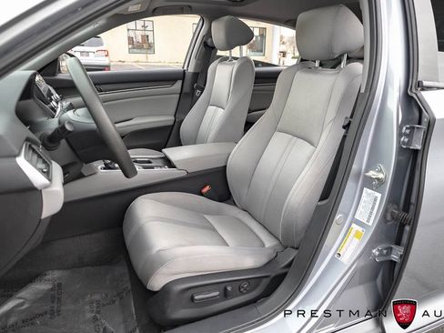 Used 2020 Honda Accord EX image 18