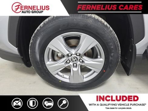 Used 2024 Toyota RAV4 LE AWD/4WD image 14