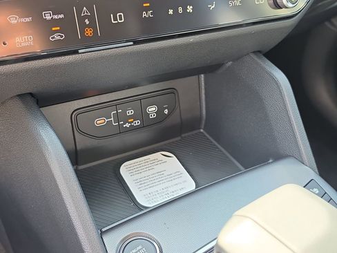 New 2026 Kia Sportage SX FWD image 27