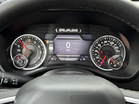 Used 2025 RAM 1500 Big Horn AWD/4WD image 30