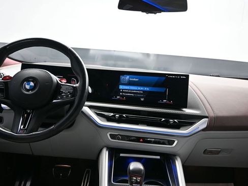 Certified 2023 BMW XM AWD/4WD image 19