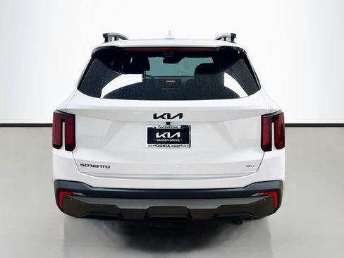 New 2025 Kia Sorento SX Prestige w/ Sage Leather Package image 6