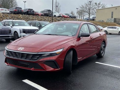 Certified 2025 Hyundai Elantra Sport image 5