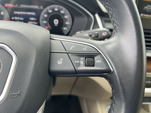 Used 2023 Audi Q5 2.0T Premium Plus w/ Premium Plus Package image 22