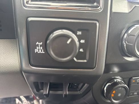 Used 2022 Ford F350 XLT w/ Snow Plow Prep Package AWD/4WD image 23