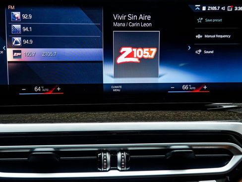 Used 2023 BMW i4 eDrive35 w/ Premium Package image 28