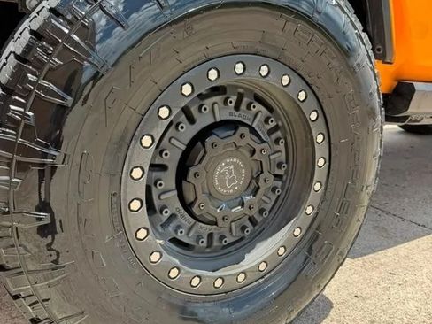Used 2021 Jeep Gladiator Overland AWD/4WD image 9