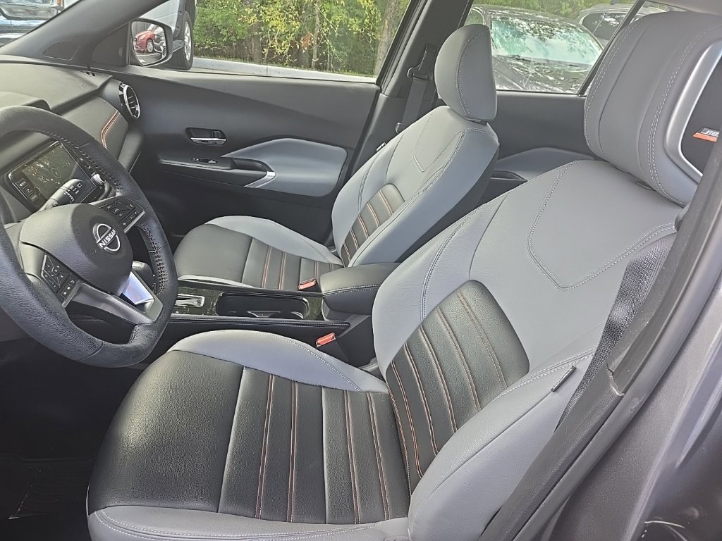 Used 2024 Nissan Kicks SR w/ SR Premium Package FWD image 11