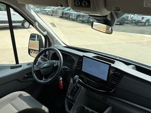 Used 2025 Ford Transit 350 XLT RWD image 14