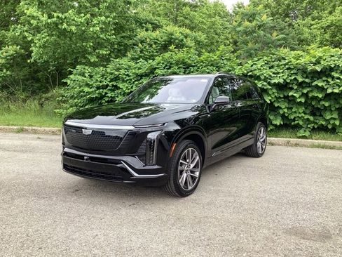 New 2026 Cadillac Vistiq Sport w/ LPO, Premium Carpet Package image 3