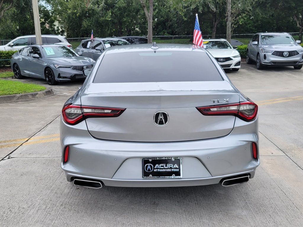 Used 2025 Acura TLX w/ Technology Package FWD image 6