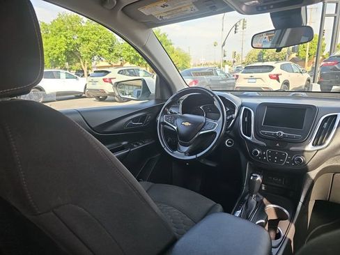 Used 2020 Chevrolet Equinox LT FWD image 22