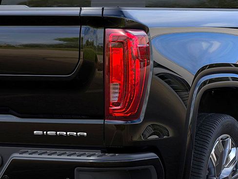 New 2026 GMC Sierra 1500 Denali w/ Denali Reserve Package AWD/4WD image 11