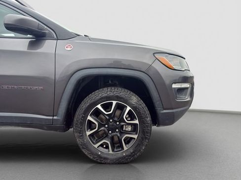 Used 2020 Jeep Compass Trailhawk AWD/4WD image 21