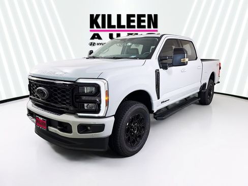New 2026 Ford F250 Lariat w/ Black Appearance Package AWD/4WD image 3