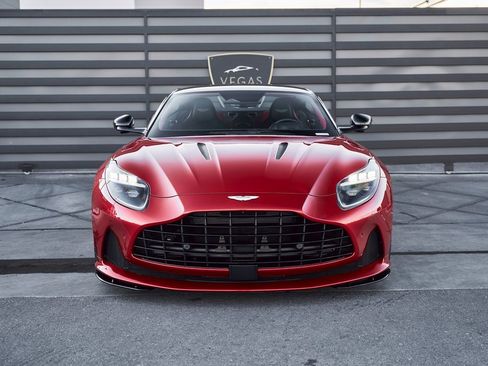 Used 2024 Aston Martin DB12 Coupe image 14