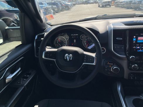 Used 2025 RAM 1500 Big Horn AWD/4WD image 16