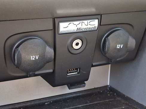 Used 2008 Ford Focus SE FWD image 23