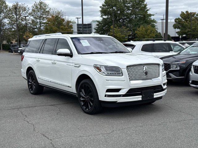 Used 2020 Lincoln Navigator L Reserve w/ Equipment Group 208A Reserve AWD/4WD image 1