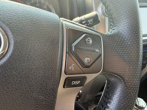 Used 2017 Toyota 4Runner Limited AWD/4WD image 18