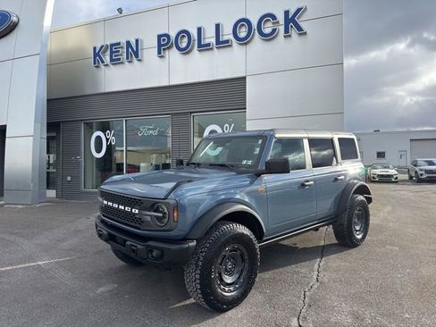 New 2025 Ford Bronco Badlands w/ Sasquatch Package AWD/4WD image 2