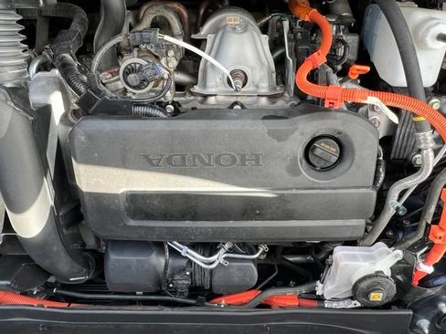 Used 2025 Honda CR-V Sport image 31