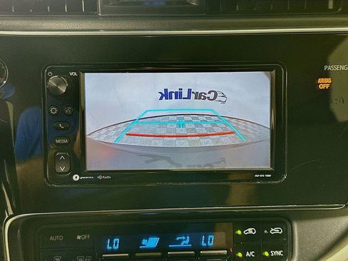 Used 2018 Toyota Corolla iM FWD image 15
