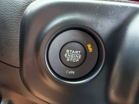 Used 2021 Jeep Wrangler Rubicon w/ Steel Bumper Group AWD/4WD image 27