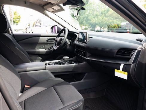 New 2026 Nissan Rogue S image 24