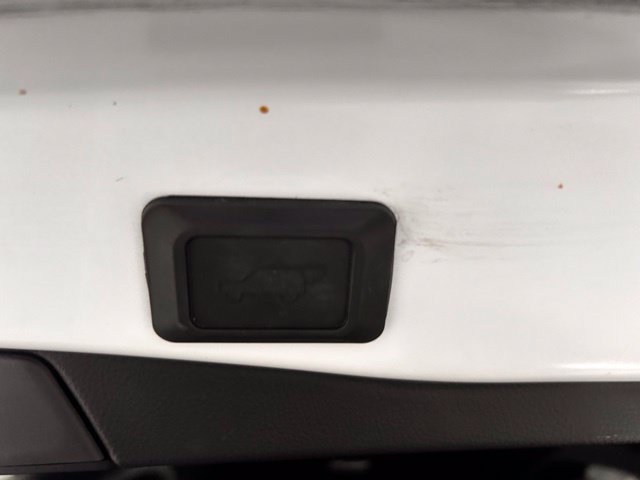 Used 2021 Toyota RAV4 SE w/ Weather & Moonroof Package AWD/4WD image 20