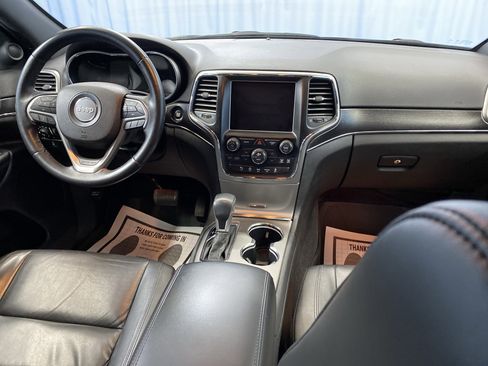 Used 2018 Jeep Grand Cherokee Limited image 42