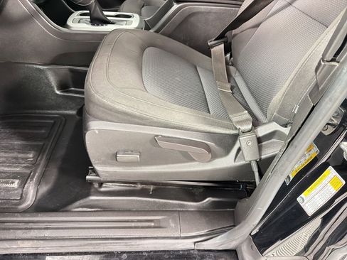 Used 2022 Chevrolet Colorado LT w/ Fleet Safety Package image 14