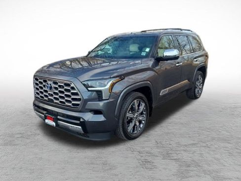 Certified 2023 Toyota Sequoia Capstone image 34