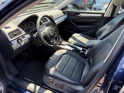 Used 2012 Volkswagen Passat 2.5 SE FWD image 24