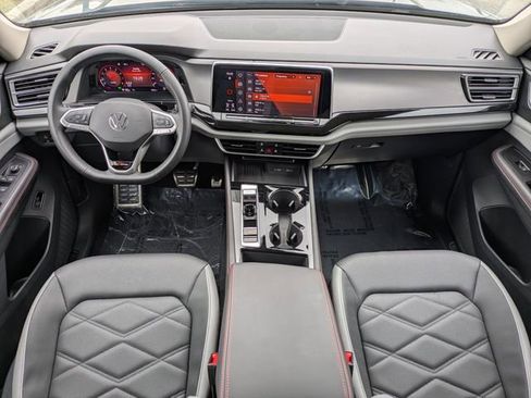 Certified 2025 Volkswagen Atlas Peak Edition SE image 16