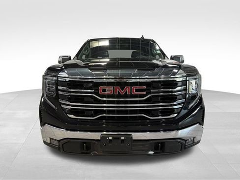 Certified 2024 GMC Sierra 1500 SLT image 2