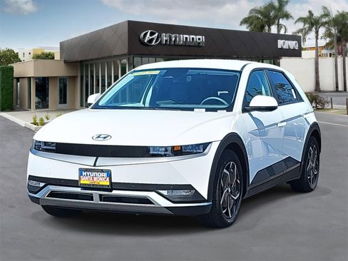 New 2024 Hyundai Ioniq 5 SEL image 7