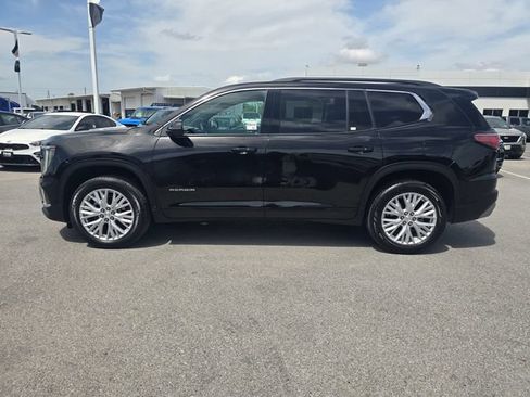 Used 2025 GMC Acadia Elevation w/ Elevation Premium Package FWD image 9