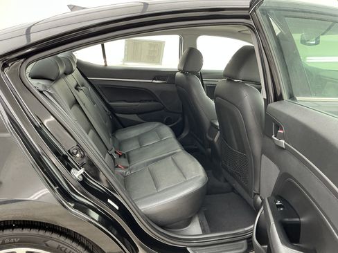 Used 2017 Hyundai Elantra Limited w/ Limited Tech Package 08 image 23