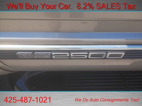 Used 1999 GMC Suburban 2500 AWD/4WD image 30