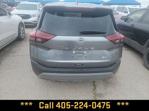 Used 2023 Nissan Rogue SV FWD image 15
