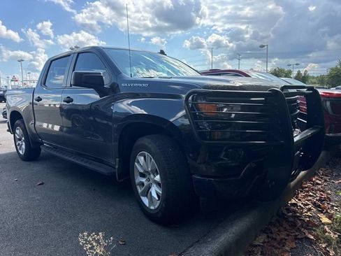 Used 2025 Chevrolet Silverado 1500 Custom AWD/4WD image 11