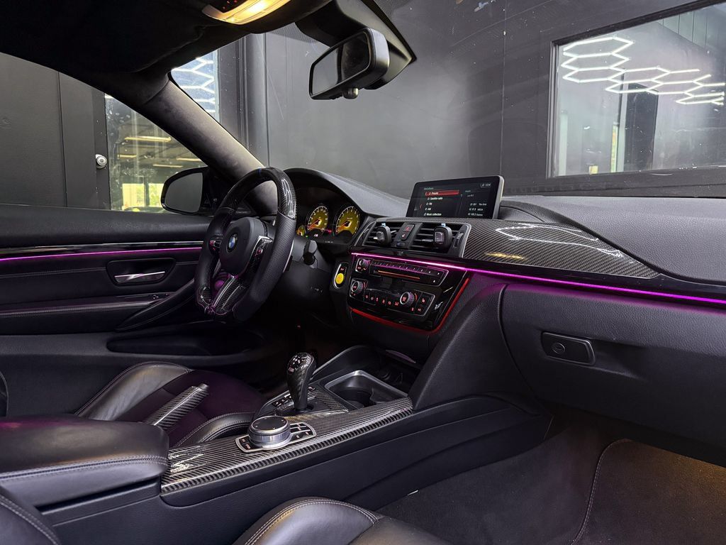 Used 2018 BMW M4 Coupe RWD image 23